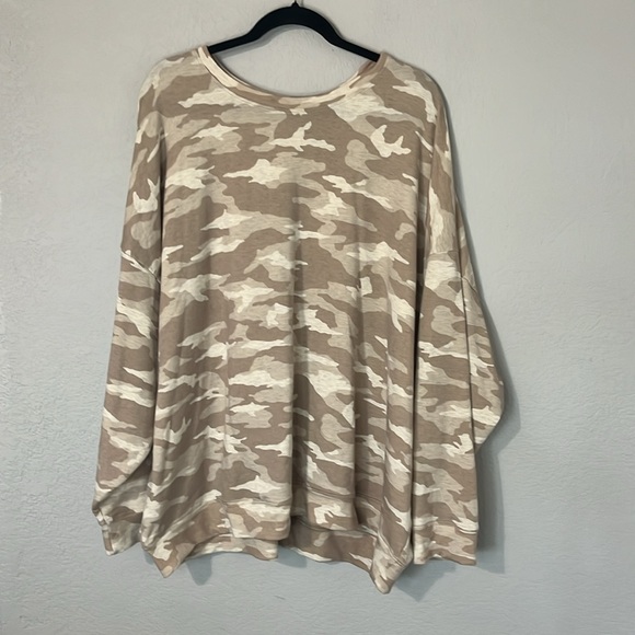 Athleta Tan Camouflage Sweatshirt Soft 3XL - Picture 3 of 6